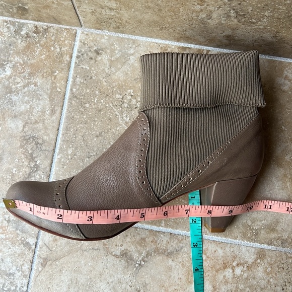 Anthropologie All Black Paper Birch Booties Leather & Knit Chelsea 2008 EUC - Picture 14 of 15